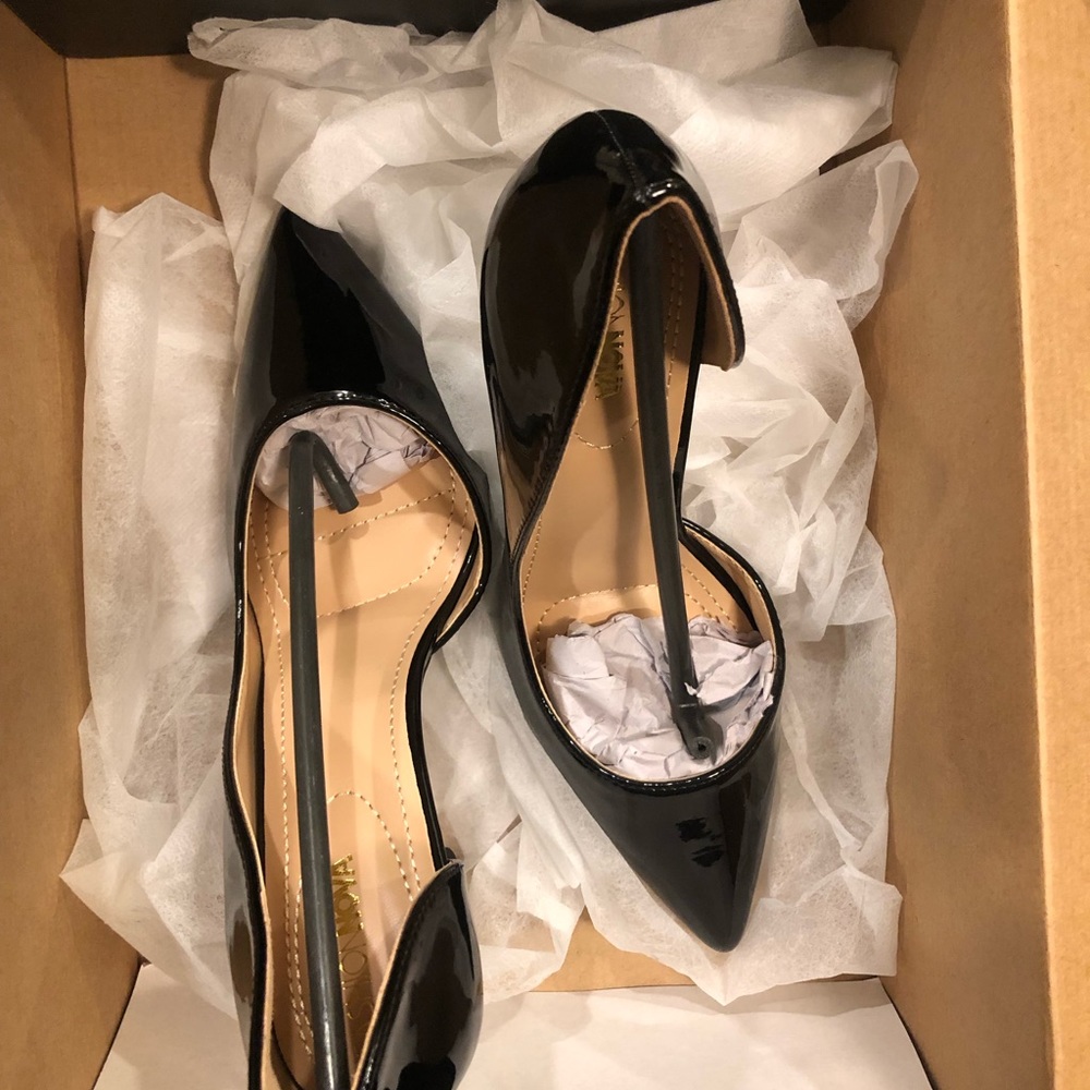 Ladies Shoes FashionNova Patent Leather Pumps